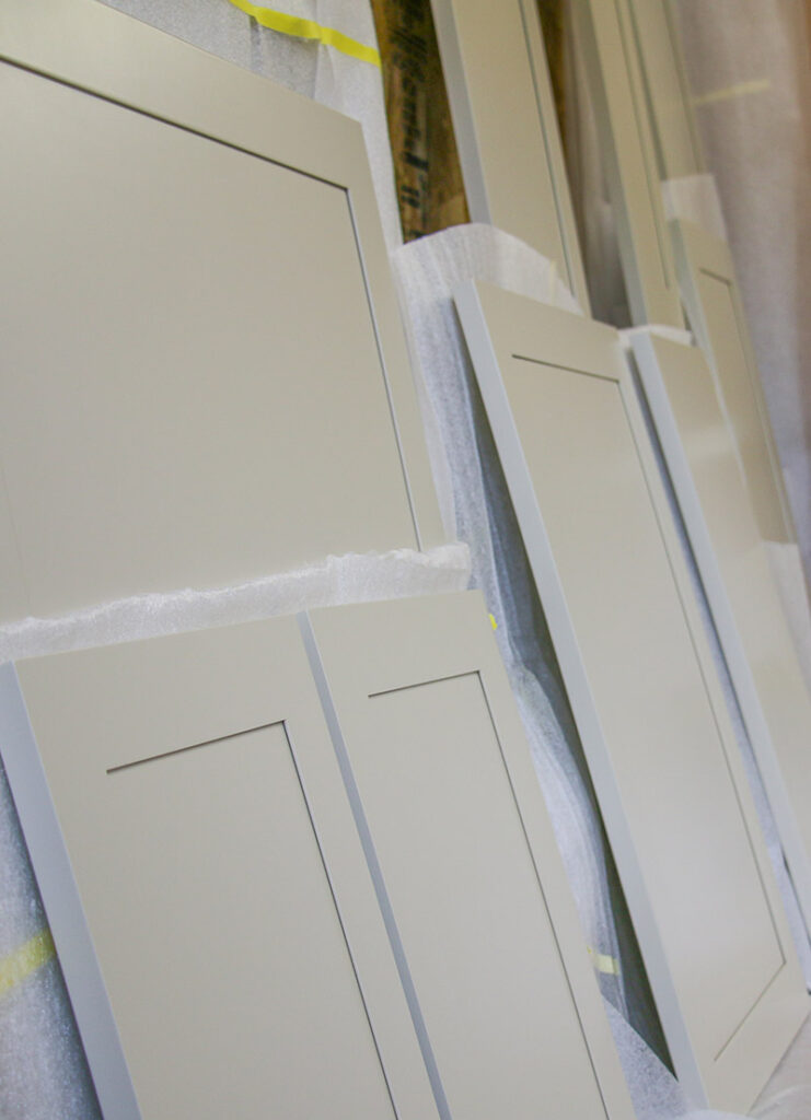 Receiving doors